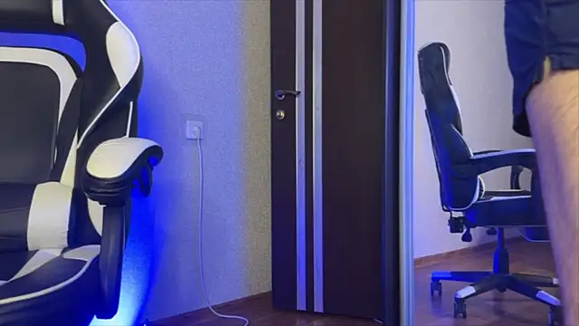 Snapshot of Stick_Twlx chatting on March 2026 03:41:01 PM Stick Twlx online show from March 2026 03:41:01 PM