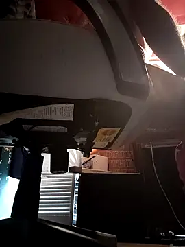 Snapshot of Gillygilly76 chatting on October 2025 01:34:01 PM Gillygilly76 online show from October 2025 01:34:01 PM