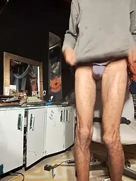 Snapshot of Gillygilly76 chatting on November 2025 02:01:02 AM Gillygilly76 online show from November 2025 02:01:02 AM