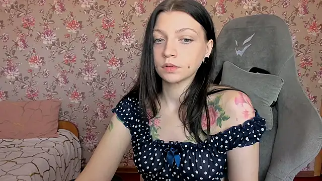 Lolly Haze online show from May 2026 03:25:02 AM