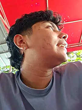  Ottis  online show from October 2025 07:01:02 PM