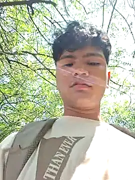 Snapshot of _Ottis_ chatting on February 2026 04:11:02 PM Ottis online show from February 2026 04:11:02 PM