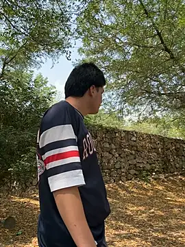 Snapshot of _Ottis_ chatting on March 2026 03:07:02 PM Ottis online show from March 2026 03:07:02 PM