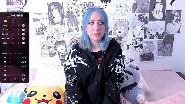 Snapshot of Miwa_violet chatting on December 2024 10:21:01 PM Miwa violet online show from December 2024 10:21:01 PM