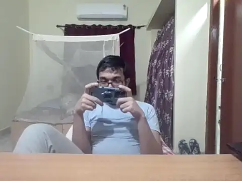 THE NAKED BOY online show from October 2025 12:58:01 PM