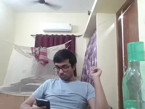 THE NAKED BOY online show from February 2026 04:33:01 PM