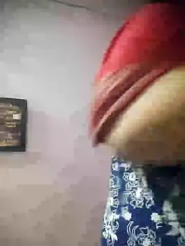 kirti  arora online show from December 2024 11:36:01 PM