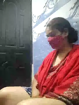 kirti  arora online show from December 2024 11:07:01 PM