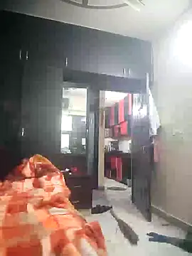 kirti  arora online show from January 2025 05:52:02 AM