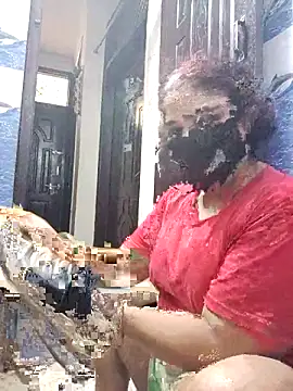 kirti  arora online show from September 2025 06:51:02 AM