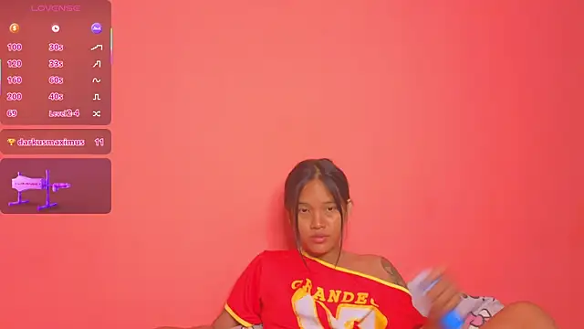 Natsu   online show from February 2025 06:19:01 PM