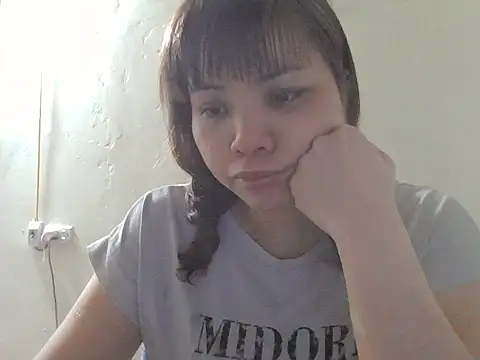 Angela-Eira online show from April 2026 11:41:01 AM