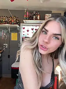 Snapshot of delicioussdixie chatting on March 2025 04:11:01 PM delicioussdixie online show from March 2025 04:11:01 PM