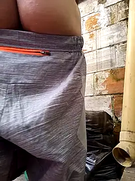 weedmanhot28 online show from November 2025 01:23:01 PM