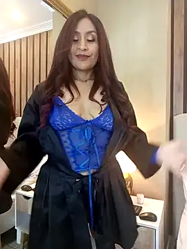 Snapshot of MonicaMoret chatting on February 2025 03:21:01 PM MonicaMoret online show from February 2025 03:21:01 PM