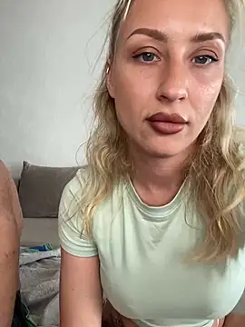 belle98 online show from March 2025 01:56:02 PM