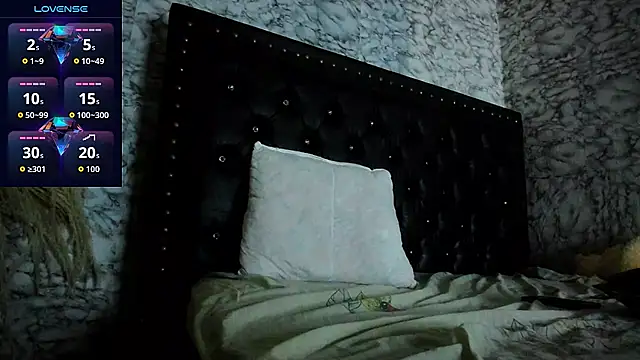 Snapshot of wakanda1995 chatting on September 2025 10:01:02 PM wakanda1995 online show from September 2025 10:01:02 PM