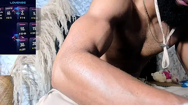 Snapshot of wakanda1995 chatting on October 2025 09:27:02 PM wakanda1995 online show from October 2025 09:27:02 PM