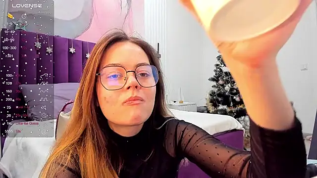 Kelly Cuutie online show from January 2025 06:42:01 AM