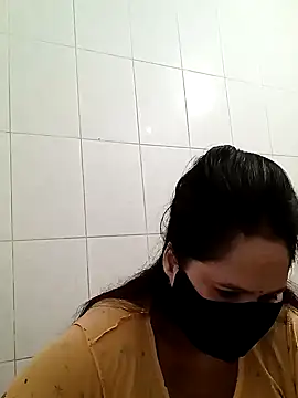 Snapshot of Tishani chatting on January 2025 02:02:01 AM Tishani online show from January 2025 02:02:01 AM