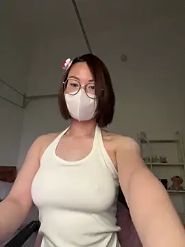 Baby Claraa online show from May 2026 05:46:02 AM