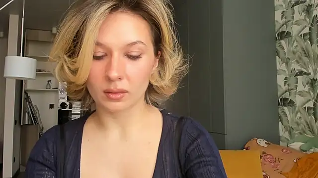 Lilith lutherlow online show from March 2026 12:16:01 PM