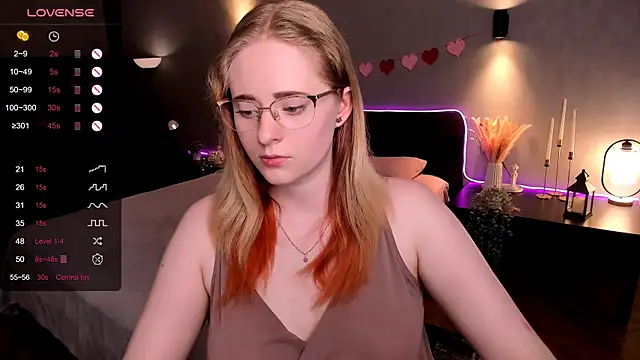 Snapshot of Aemilia_ chatting on June 2026 08:46:02 AM Aemilia online show from June 2026 08:46:02 AM