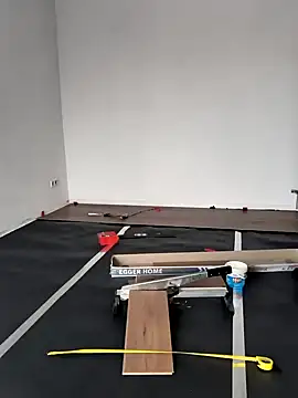 Snapshot of Linalicious chatting on January 2025 11:03:01 AM Linalicious online show from January 2025 11:03:01 AM