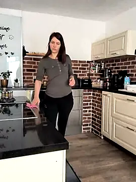 Snapshot of Linalicious chatting on March 2025 07:21:02 AM Linalicious online show from March 2025 07:21:02 AM