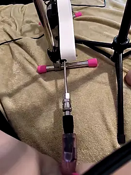 Linalicious online show from March 2026 08:51:01 AM