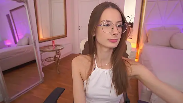 CozyMell online show from March 2026 02:12:01 PM