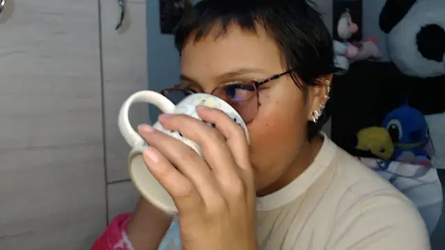 SWEETT CORY online show from January 2026 05:35:02 AM