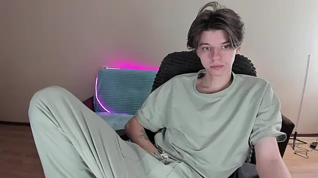 Liam sexy1 online show from January 2025 04:50:02 AM