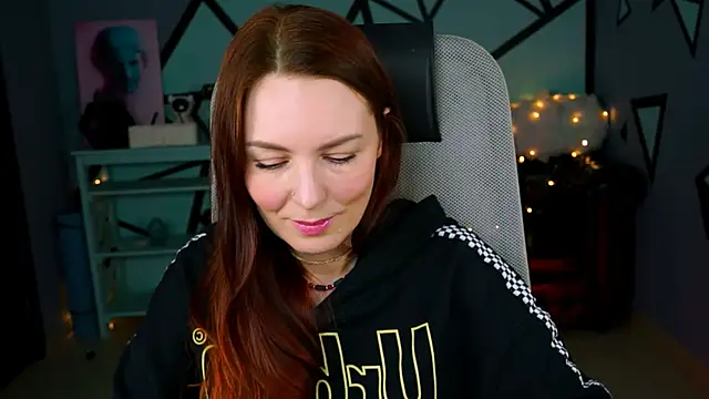 VandaRossi online show from January 2025 08:46:02 AM