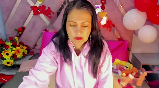 Mulan sexy01 online show from February 2025 02:06:02 PM