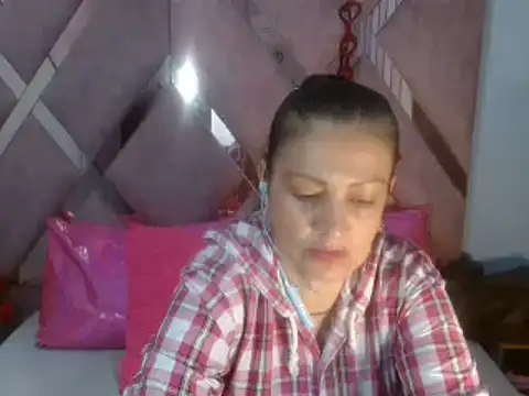 Mulan sexy01 online show from February 2025 08:09:02 PM