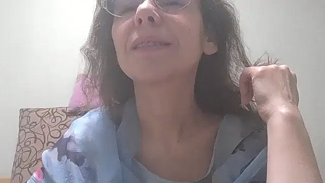 Snapshot of HollyJewel chatting on February 2025 06:15:02 PM HollyJewel online show from February 2025 06:15:02 PM