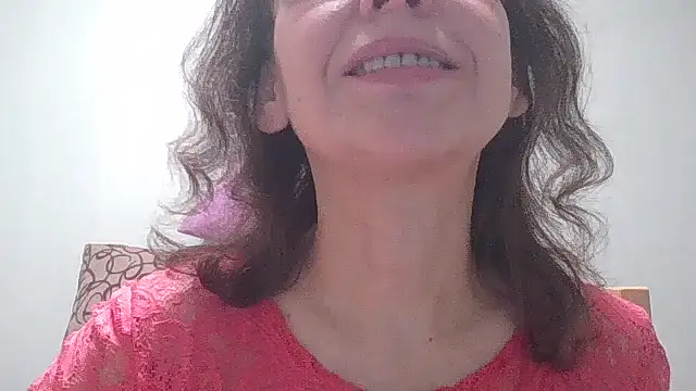 Snapshot of HollyJewel chatting on March 2025 05:35:02 PM HollyJewel online show from March 2025 05:35:02 PM