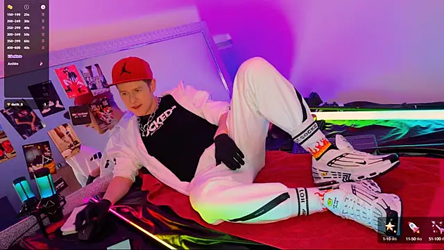 Snapshot of Fuc71 chatting on January 2025 05:04:01 PM Fuc71 online show from January 2025 05:04:01 PM