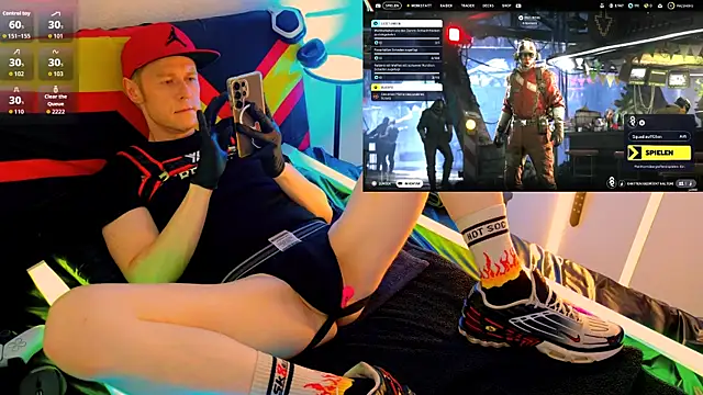 Snapshot of Fuc71 chatting on November 2025 02:19:01 PM Fuc71 online show from November 2025 02:19:01 PM