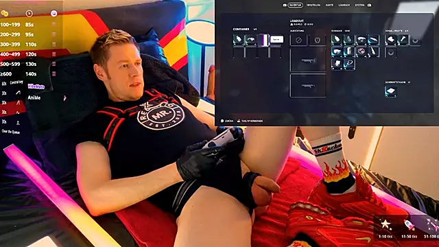 Snapshot of Fuc71 chatting on February 2026 04:13:02 PM Fuc71 online show from February 2026 04:13:02 PM