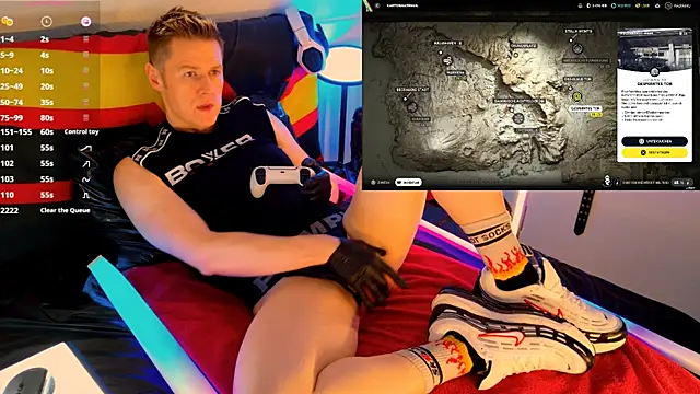 Snapshot of Fuc71 chatting on February 2026 01:32:02 PM Fuc71 online show from February 2026 01:32:02 PM