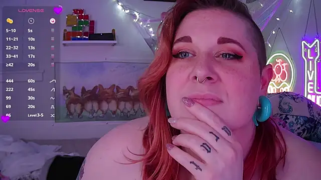 Snapshot of opalreigning chatting on January 2025 01:09:02 PM opalreigning online show from January 2025 01:09:02 PM