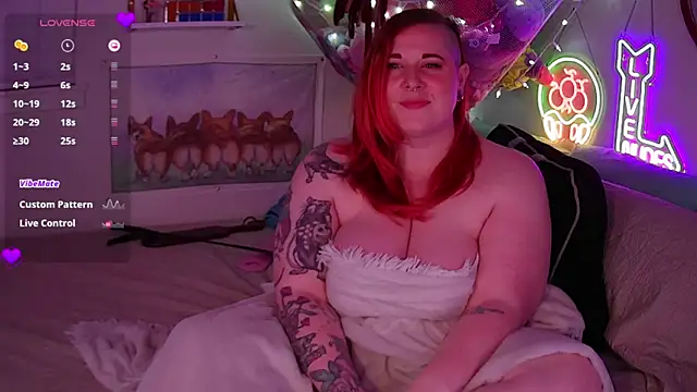 Snapshot of opalreigning chatting on October 2025 10:14:01 AM opalreigning online show from October 2025 10:14:01 AM