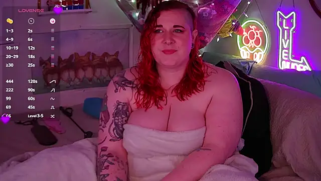 Snapshot of opalreigning chatting on November 2025 11:11:02 AM opalreigning online show from November 2025 11:11:02 AM