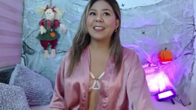 AriannaTorres online show from October 2025 12:05:02 PM