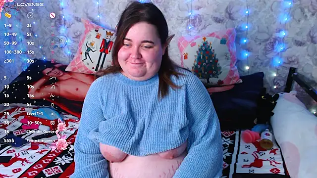 Estelle Hicks online show from December 2024 09:08:01 PM