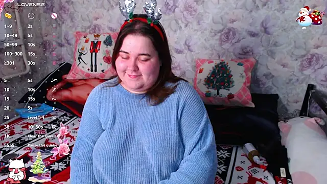 Estelle Hicks online show from December 2024 06:20:02 PM