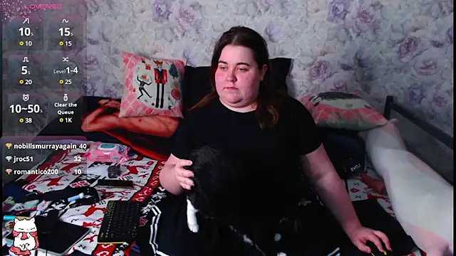 Estelle Hicks online show from February 2025 12:16:01 AM