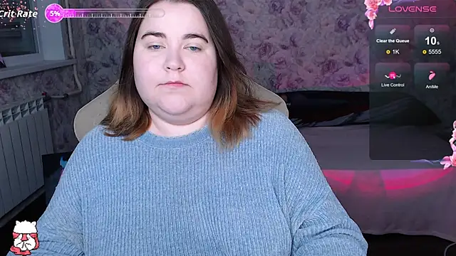 Estelle Hicks online show from October 2025 06:17:01 PM